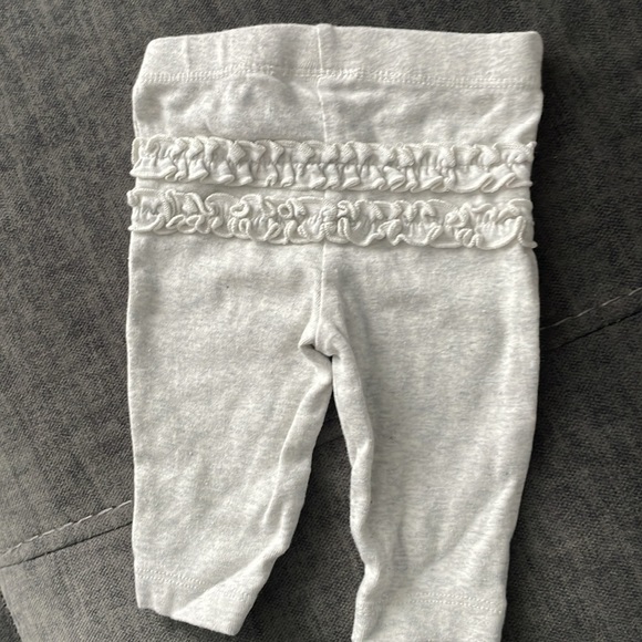 5 pairs of Carter’s pants 3M size - Picture 9 of 14